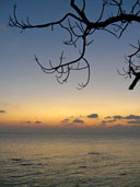 พระอาทิตย์ขึ้นที่เกาะแปด(สิมิลัน) อุทยานแห่งชาติหมู่เกาะสิมิลัน อ.ท้ายเหมือง จ.พังงา